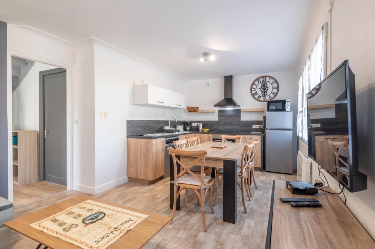Ideally Located Furnished Townhouse With 3 Bedrooms Parking & Garden Annecy Exterior photo