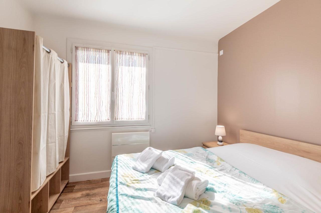 Ideally Located Furnished Townhouse With 3 Bedrooms Parking & Garden Annecy Exterior photo