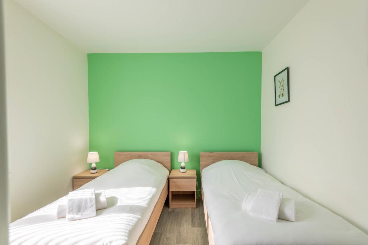 Ideally Located Furnished Townhouse With 3 Bedrooms Parking & Garden Annecy Exterior photo